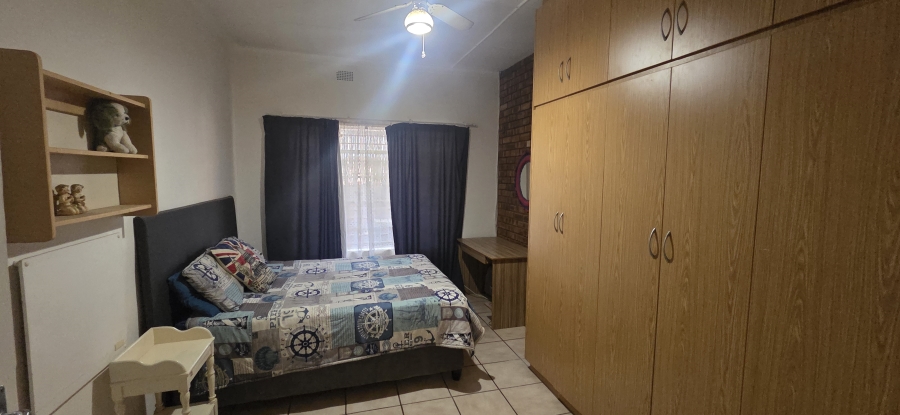 4 Bedroom Property for Sale in Rhodesdene Northern Cape